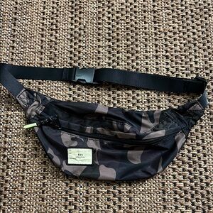 Zara Black Bag Accessories Stylish Design